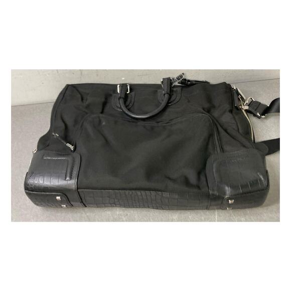 Women's Tumi Georgetown
73223D Healy Laptop Attache
Alligator Embossed Leather - Picture 13 of 16